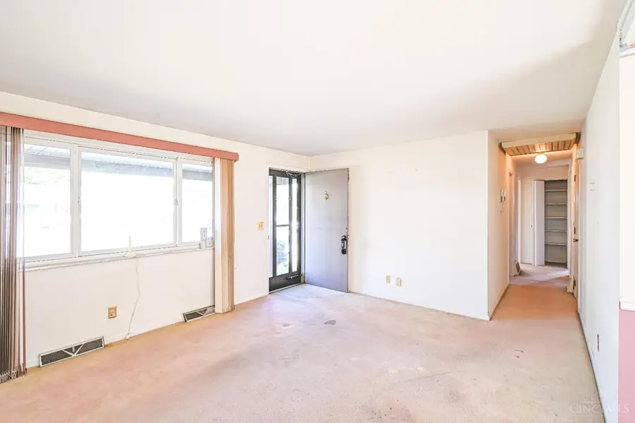 5405 Cleander Drive, Cincinnati, OH 45238 - #3
