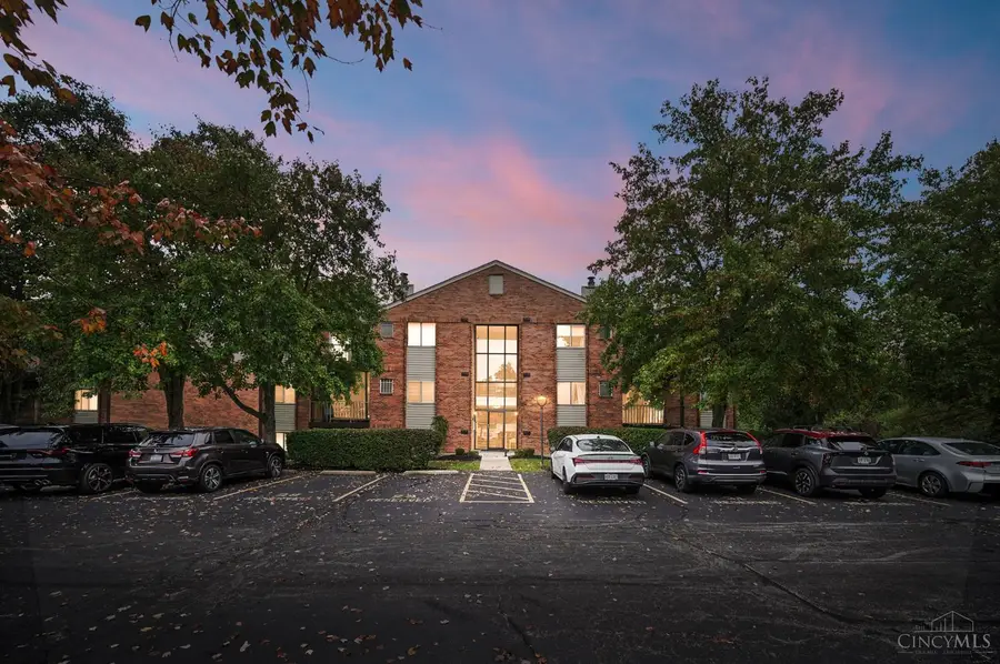 5991 Meadowcreek Drive #6, Mulberry, OH 45150 - #2