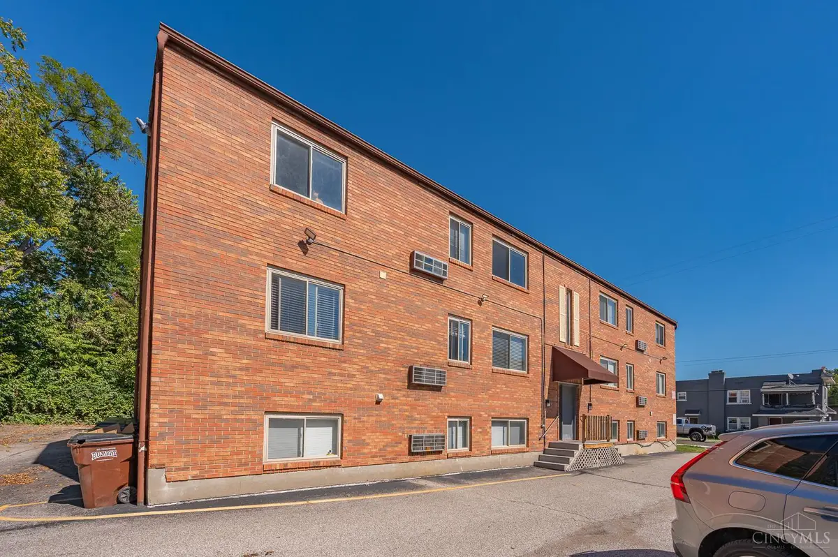 3821 S Jefferson Avenue, Norwood, OH 45212 - #1