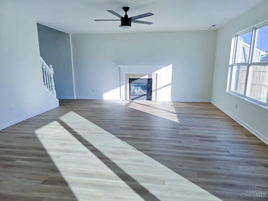 151 W Arlington Drive, Trenton, OH 45067 - #3