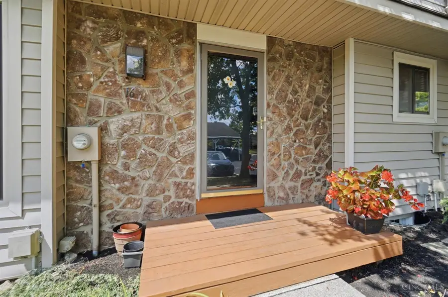 16 Overlook Court, Fairfield, OH 45014 - #3