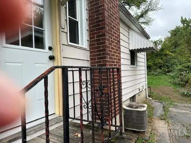 7549 Ross Avenue, Springfield, OH 45237 - #2