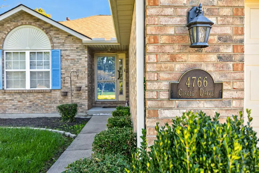 4766 Circle Drive, Fairfield, OH 45014 - #2