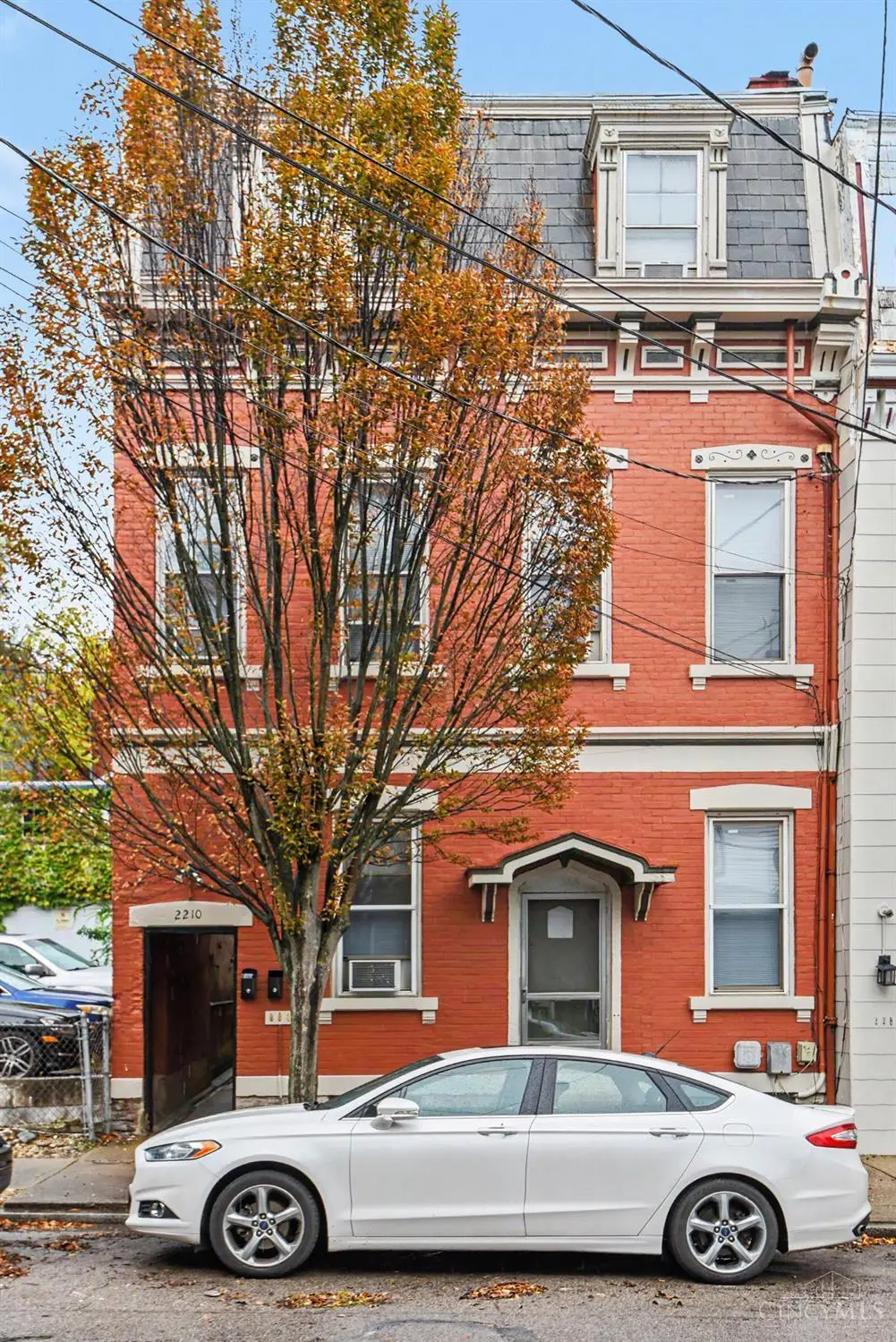 2210 Victor Street, Cincinnati, OH 45219 - #1