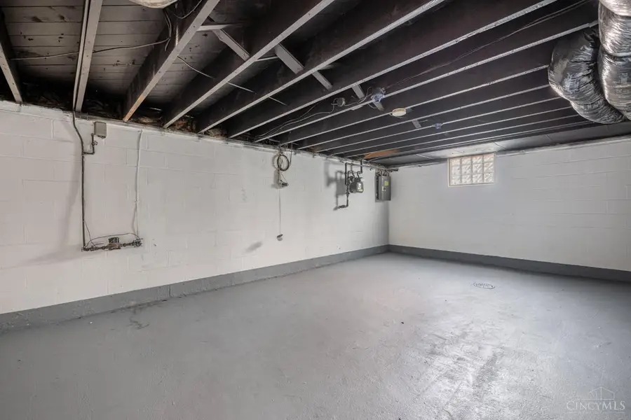 3129 West Tower Avenue, Cincinnati, OH 45238 - #3