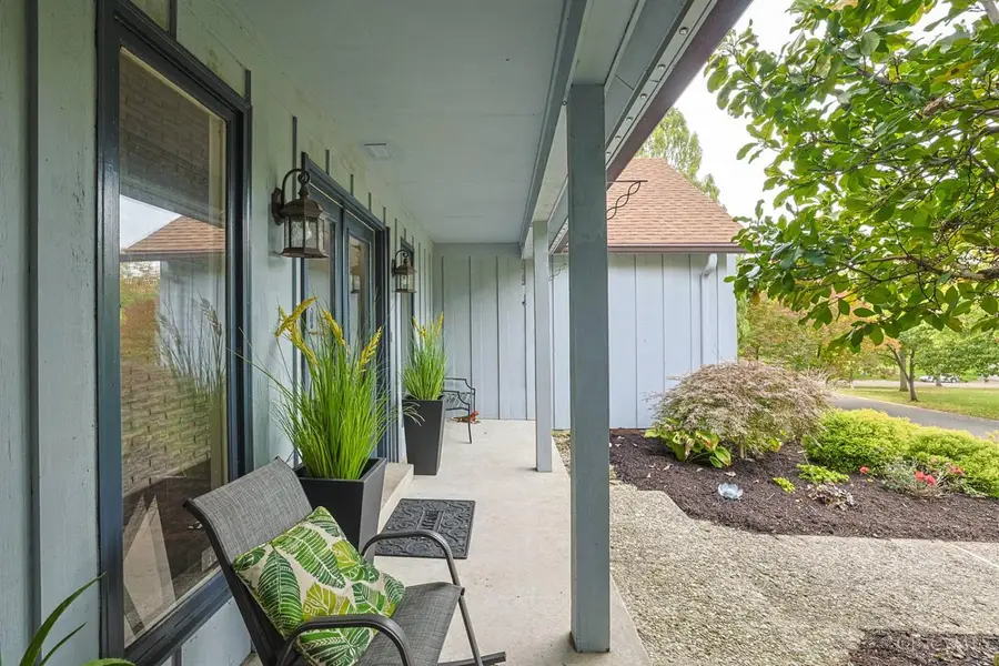 345 Shoshone Court, Wyoming, OH 45215 - #3