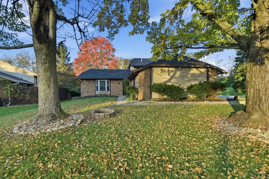 8045 Saddle Ct, West Chester, OH 45069 - #2
