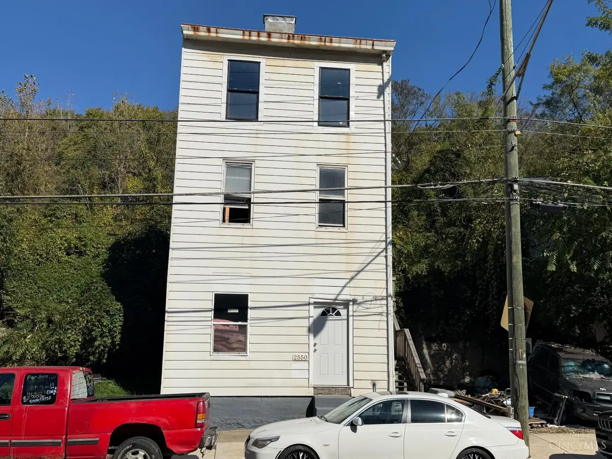 2550 Riverside Drive, Cincinnati, OH 45202 - #1