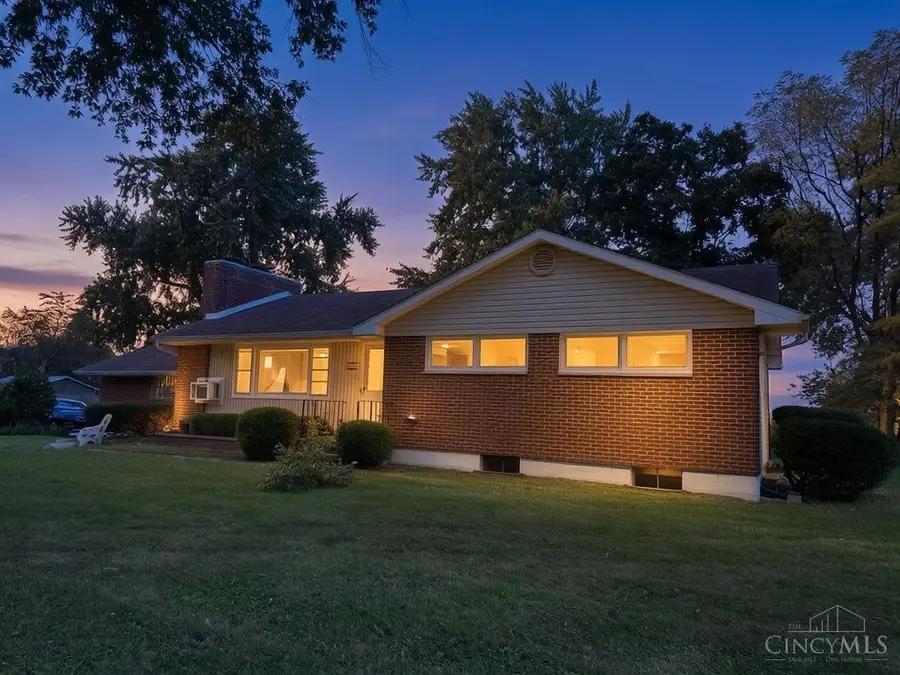 8352 Crestway, Clayton, OH 45315 - #2