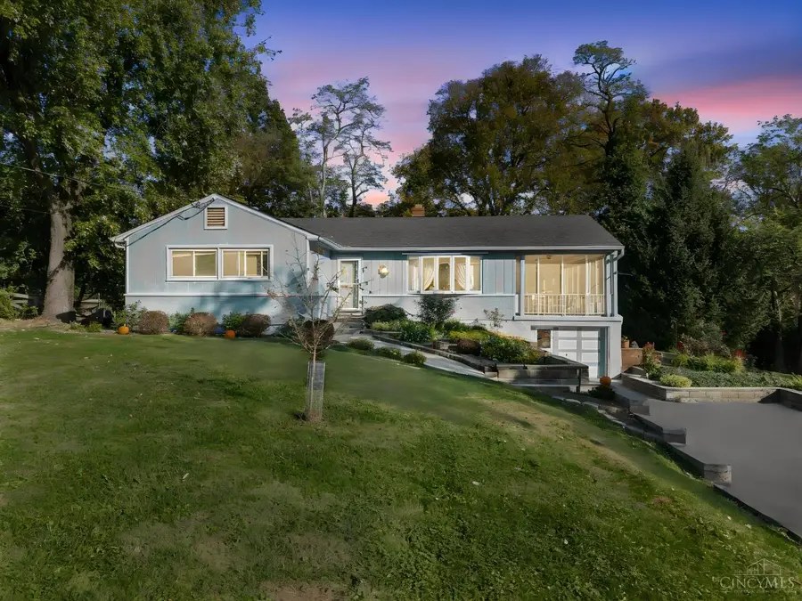 570 Wellesley Avenue, Cincinnati, OH 45224 - #2