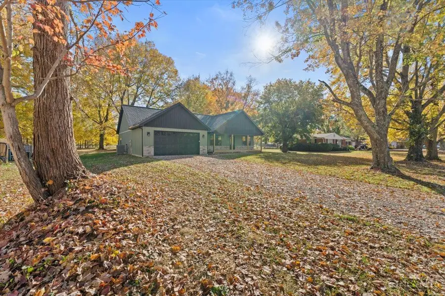 604 Laura Drive, Tate, OH 45106 - #2