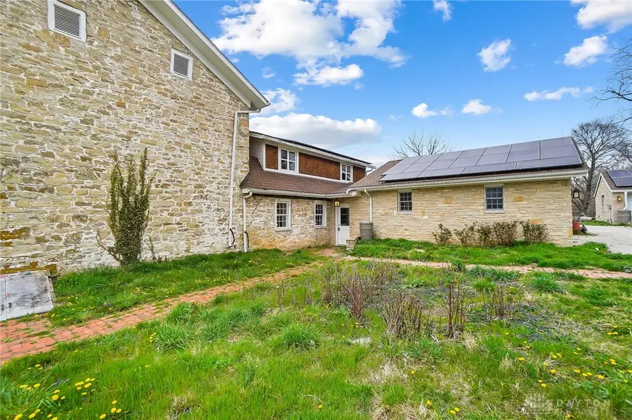 1594 W Dayton Yellow Springs Road, Xenia, OH 45385 - Image #3