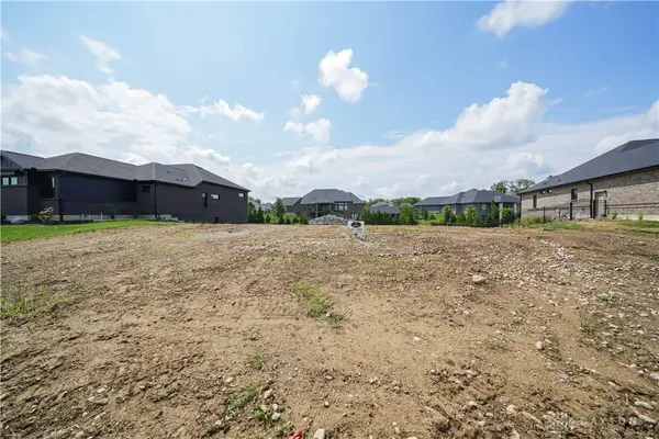 1947 Horseshoe Bend, Centerville, OH 45458