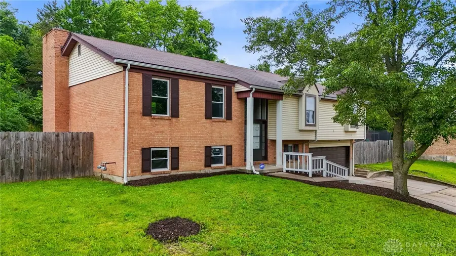 1153 King Richard Parkway, Dayton, OH 45449 - Image #3