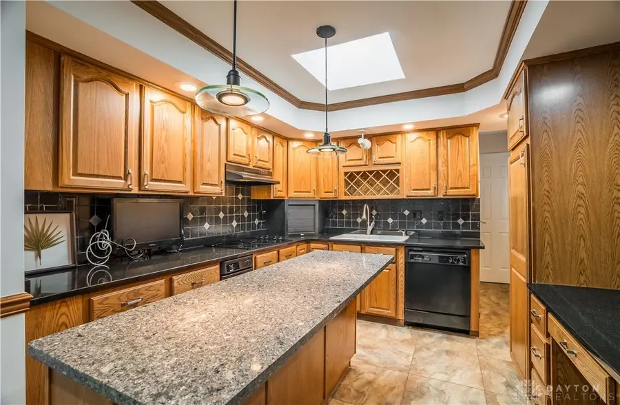 758 Cransberry Drive, Dayton, OH 45449 - Image #3