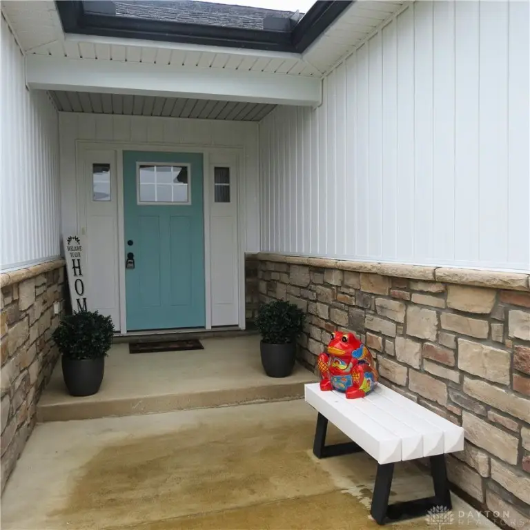 546 Loxley Lane, Troy, OH 45373 - Image #2