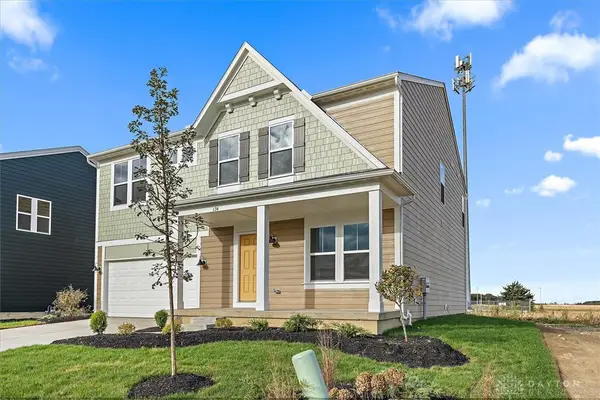 134 Kenneth Hamilton Way, Yellow Springs Vlg, OH 45387