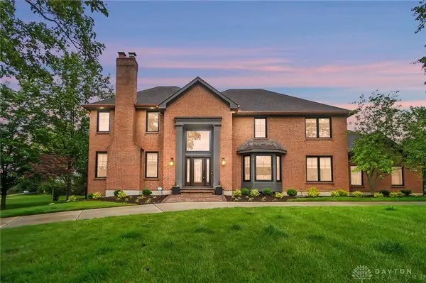 10612 Falls Creek Lane, Dayton, OH 45458