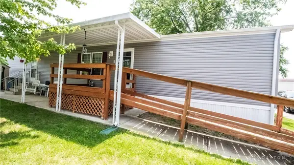 5072 Silverdome Dr, Dayton, OH 45414