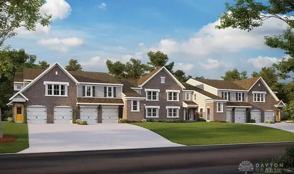 2707 Golden Leaf Drive #19-305, Beavercreek, OH 45431