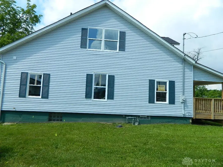 16 W Walnut Street, Jeffersonville, OH 43128 - Image #2