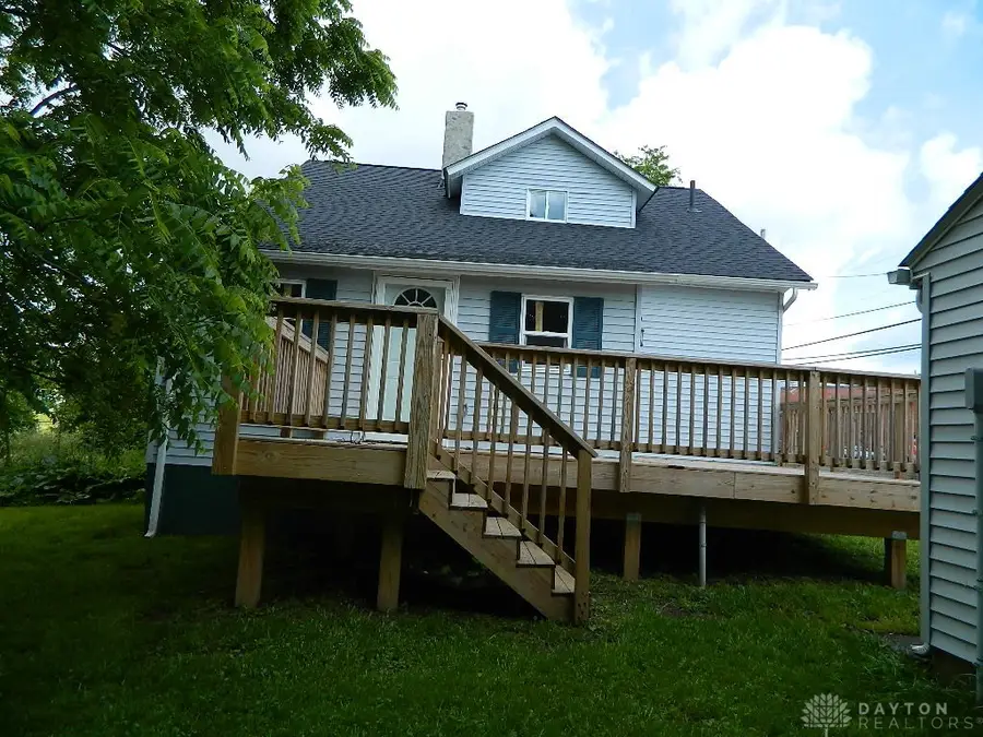 16 W Walnut Street, Jeffersonville, OH 43128 - Image #3