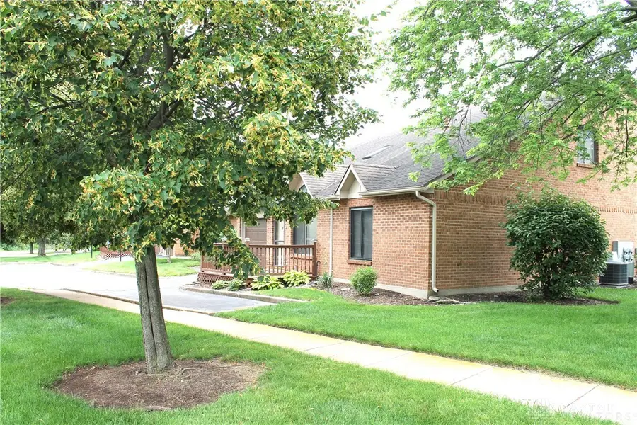 174 Candle Court, Englewood, OH 45322 - Image #3