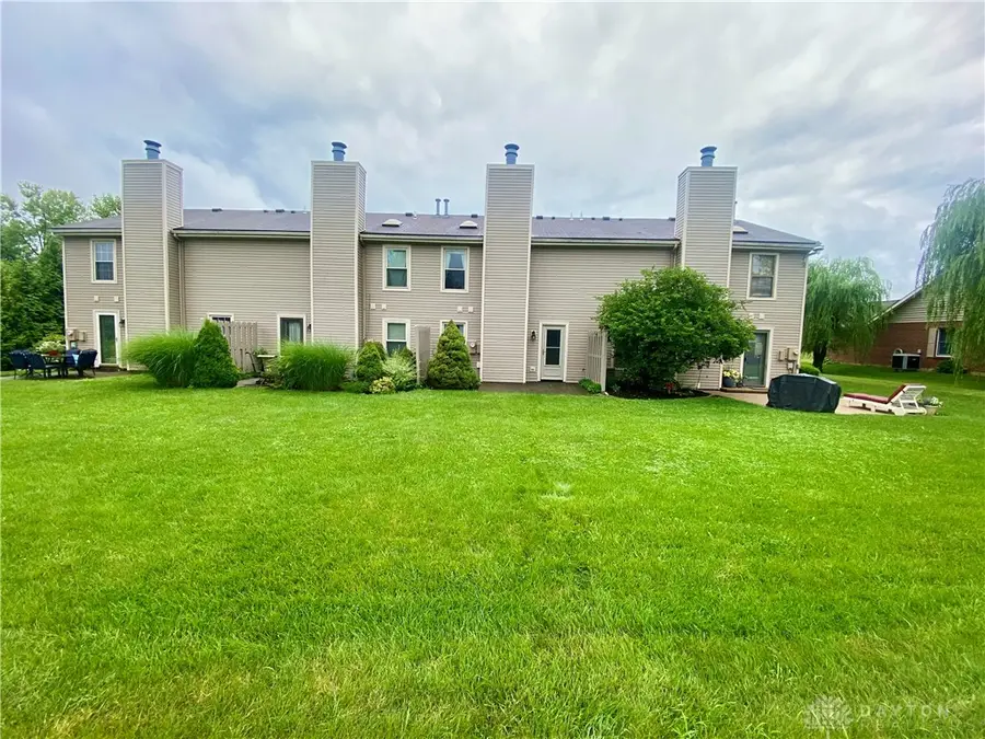 635 Kitrina Avenue #B, Tipp City, OH 45371 - Image #2