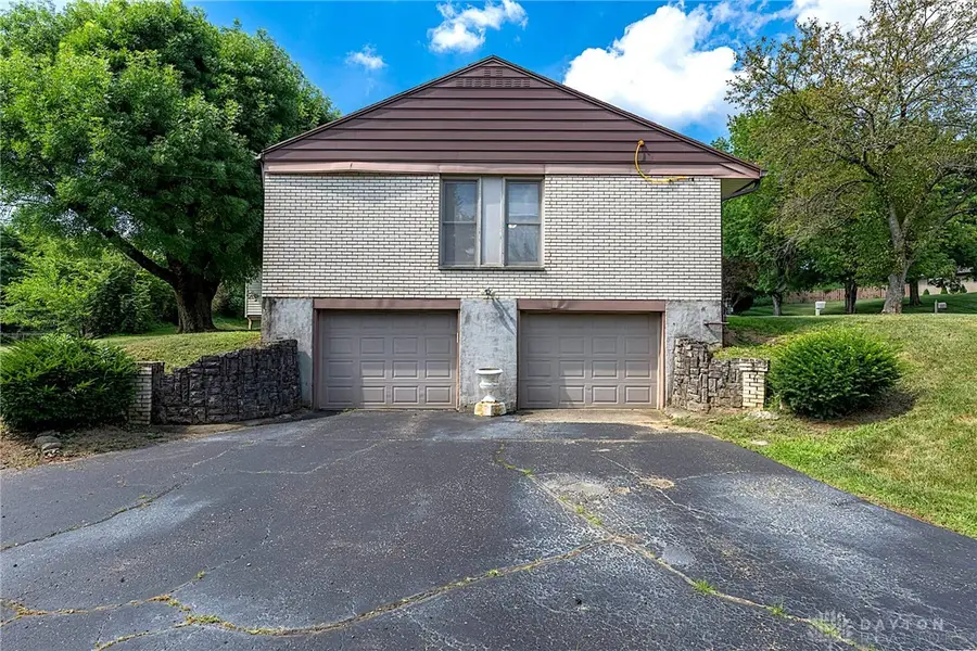 5282 Rahway Court, Clayton, OH 45415 - Image #2