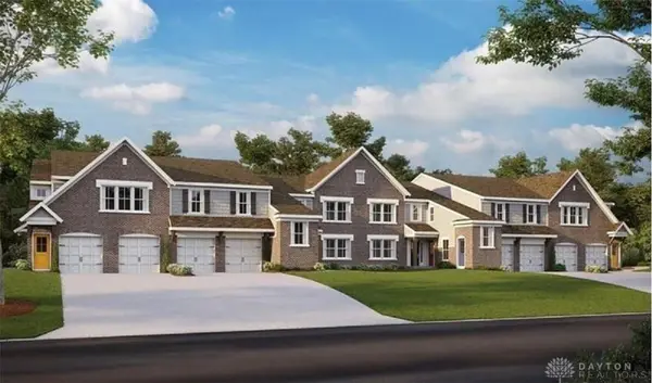 2727 Golden Leaf Drive #18-300, Beavercreek, OH 45431