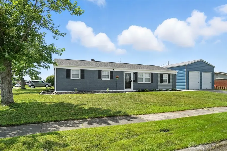 218 Woodfield Drive, Brookville, OH 45309 - Image #3