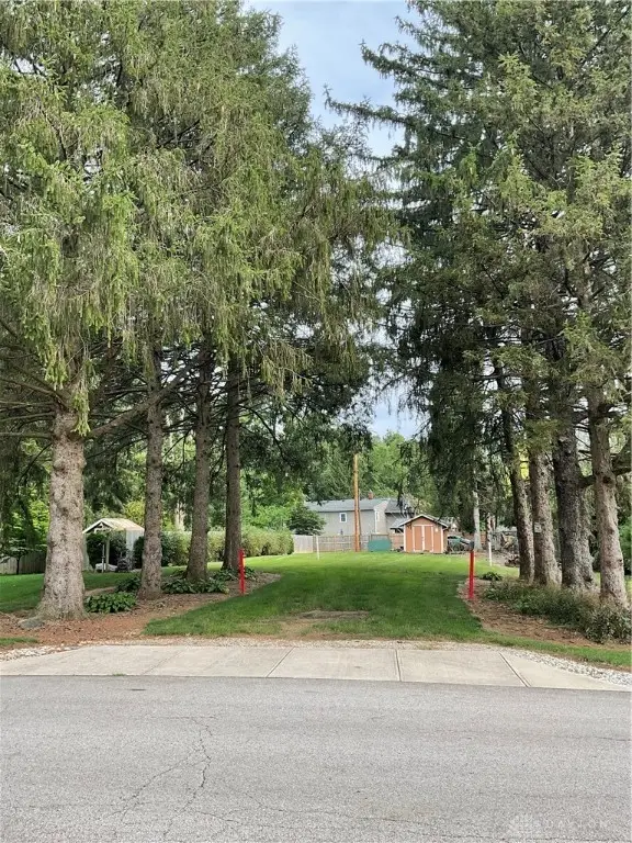 14 Dorchester Drive, Dayton, OH 45415