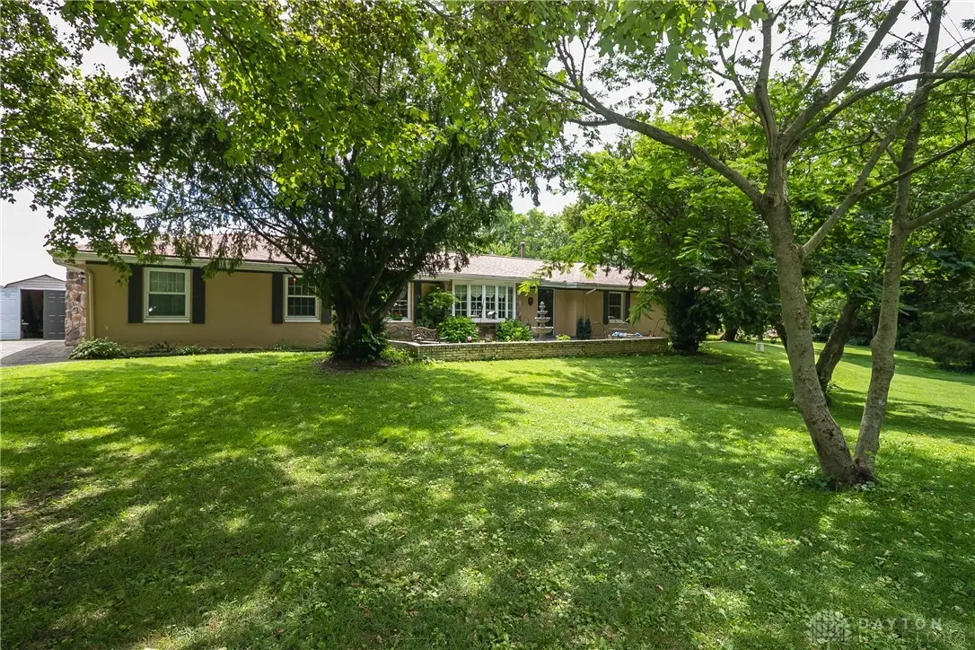 902 N Bickett Road, Xenia, OH 45385 - Image #1