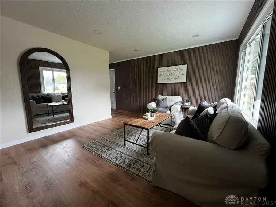 842 Edgewick Road, New Carlisle, OH 45344 - Image #3