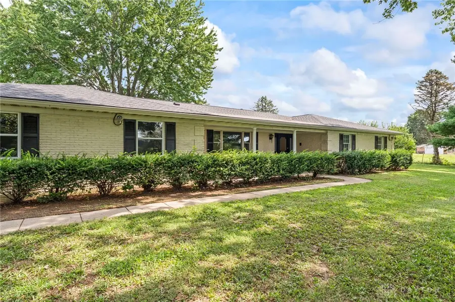 738 S Medway Carlisle Road, New Carlisle, OH 45344 - Image #3