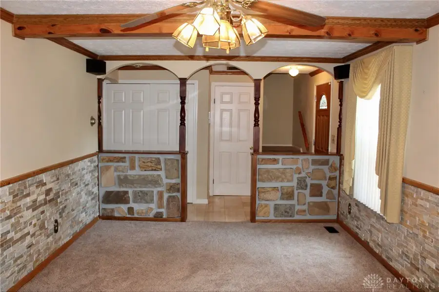 7011 Safari Drive, Dayton, OH 45424 - Image #3