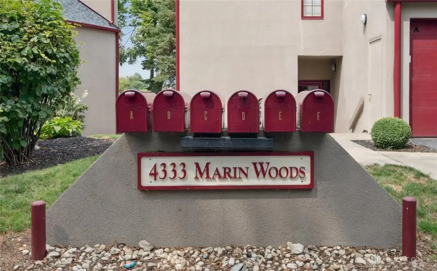 4333 Marin Woods #E, Port Clinton, OH 43452 - Image #3
