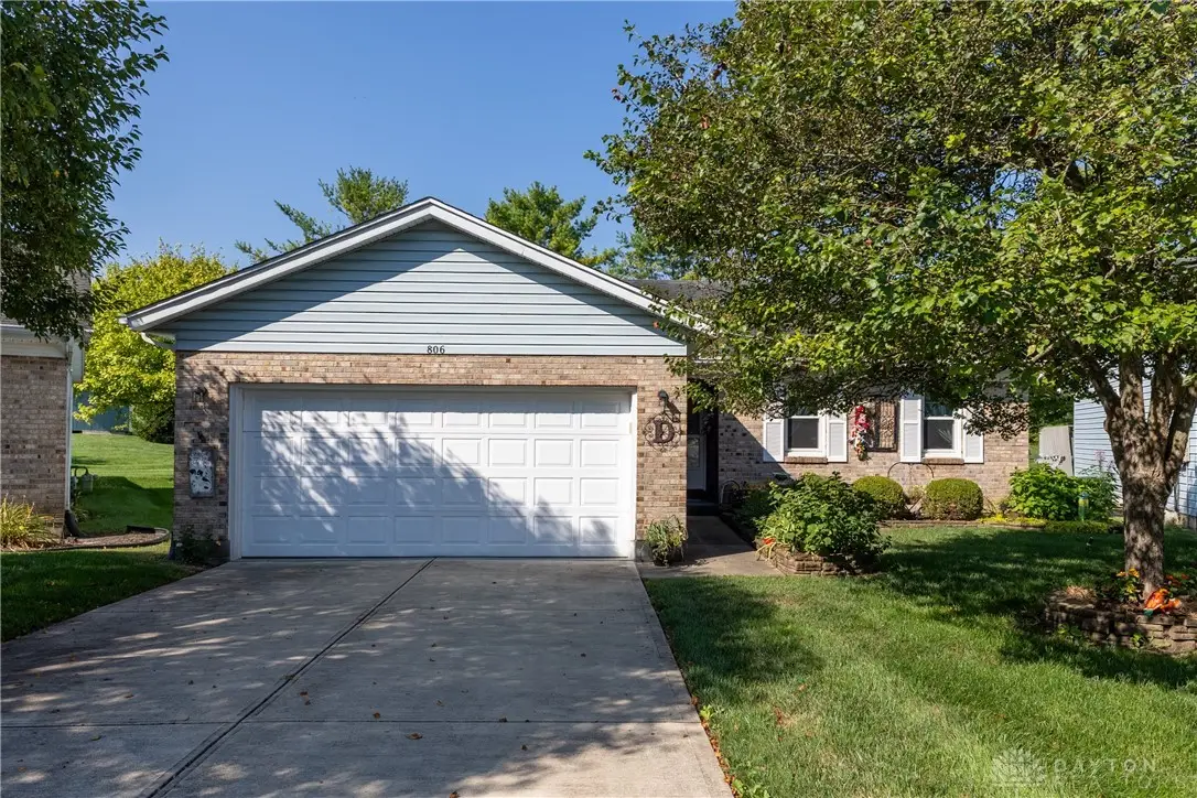 806 Spring Lake Circle, Enon, OH 45323 - #1