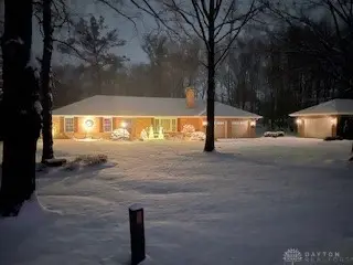 9072 Stillwater Drive, Bradford, OH 45308