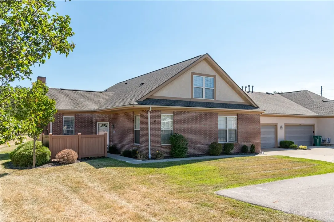 8823 Birkdale Hills Circle, Dayton, OH 45458 - Image #1