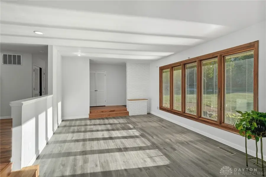 2215 S Linda Drive, Bellbrook, OH 45305 - Image #3