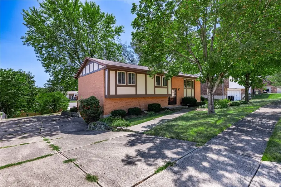 432 Crusader Drive, Dayton, OH 45449 - Image #2