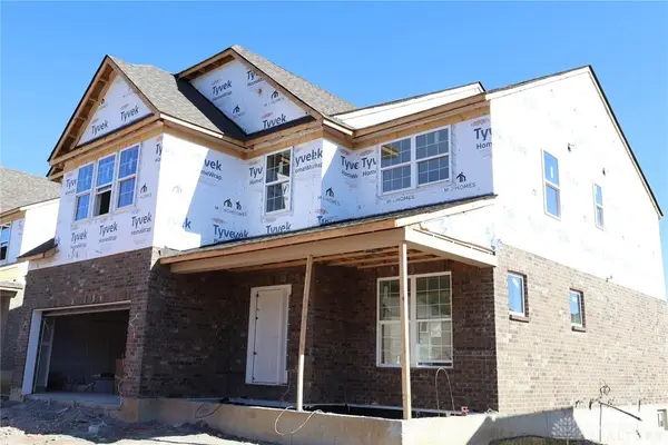 624 Goldfinch Drive #100, Beavercreek, OH 45434