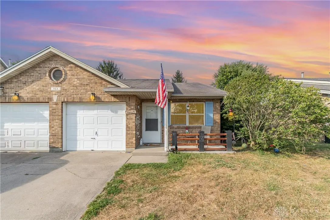 984 Pom Court #A, Trenton, OH 45067 - #1