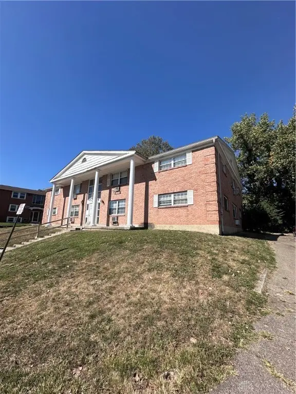 423 Briarwood Avenue, Dayton, OH 45403 - Image #2