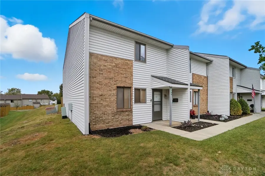 6484 Quintessa Court, Dayton, OH 45449 - Image #2