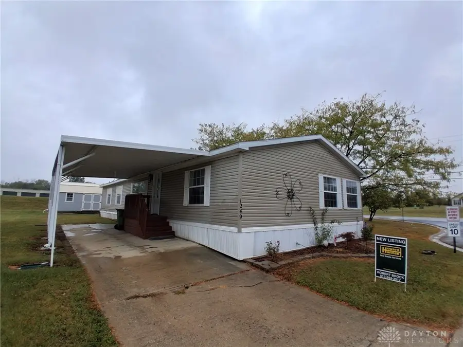 1249 Cinnamon Ridge Avenue, Sidney, OH 45365 - Image #2