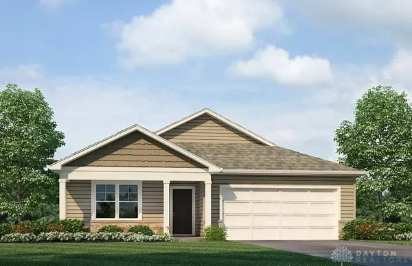 211 Lightfoot Court, New Carlisle, OH 45344