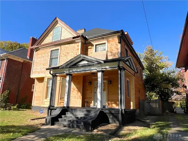 1045 W Grand Avenue, Dayton, OH 45402