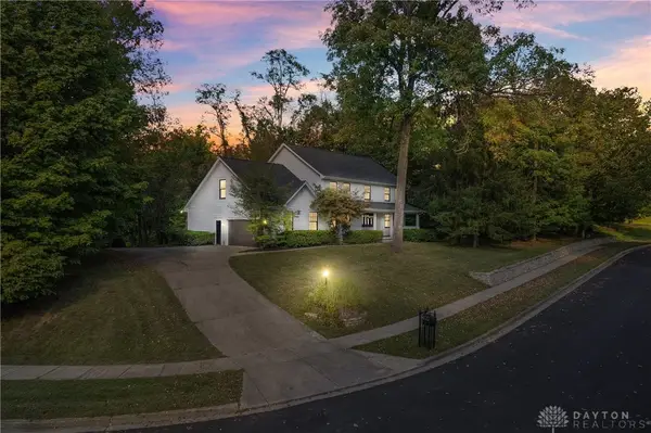 3870 Feather Heights Court, Sugarcreek Twp, OH 45440